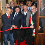 Inaugurazione mostra "Sacri Teli e Sante Reliquie" presso Abbazia (11/4/2015) con il Presidente della Regione Piemonte Sergio Chiamparino