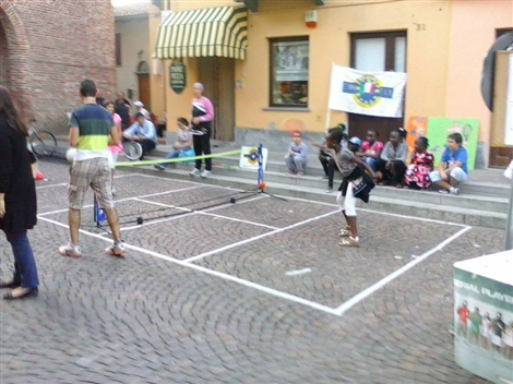 Giochi per bambini in Via Luigi Ornato