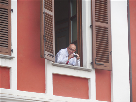 Il Sindaco alla finestra