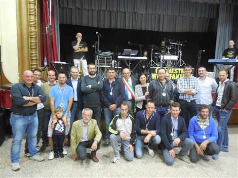 Foto di gruppo con i premiati