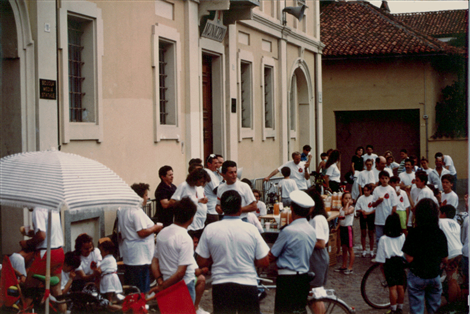 Piazza Castello, davanti al Municipio